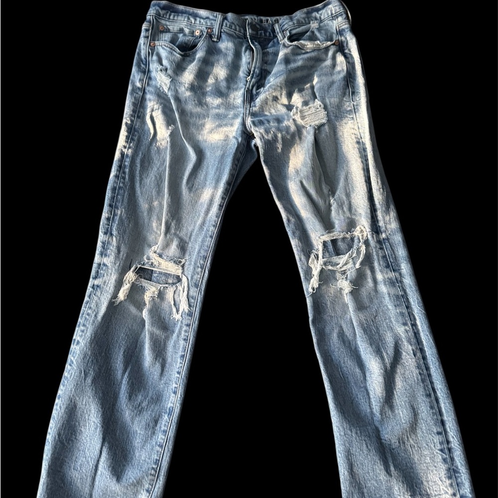 American Eagle Outfitters Light Blue Distressed Jeans